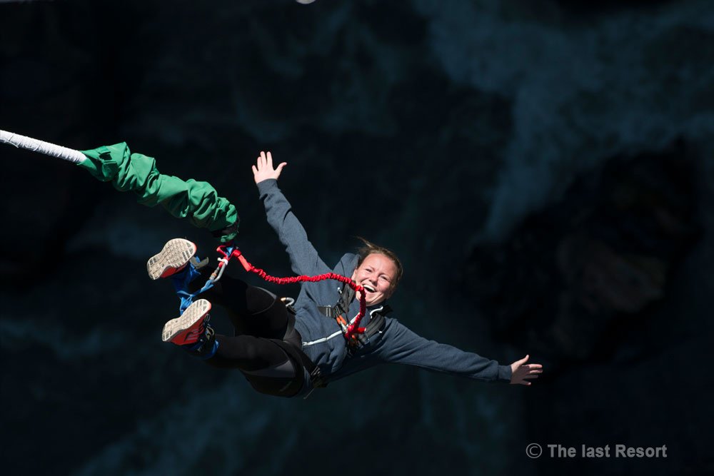 bungee in The Last Resort